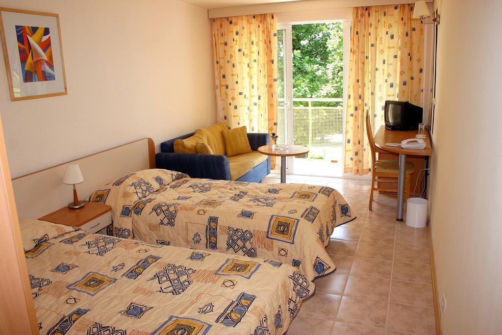 Hotel Orhidea Albena Phòng bức ảnh